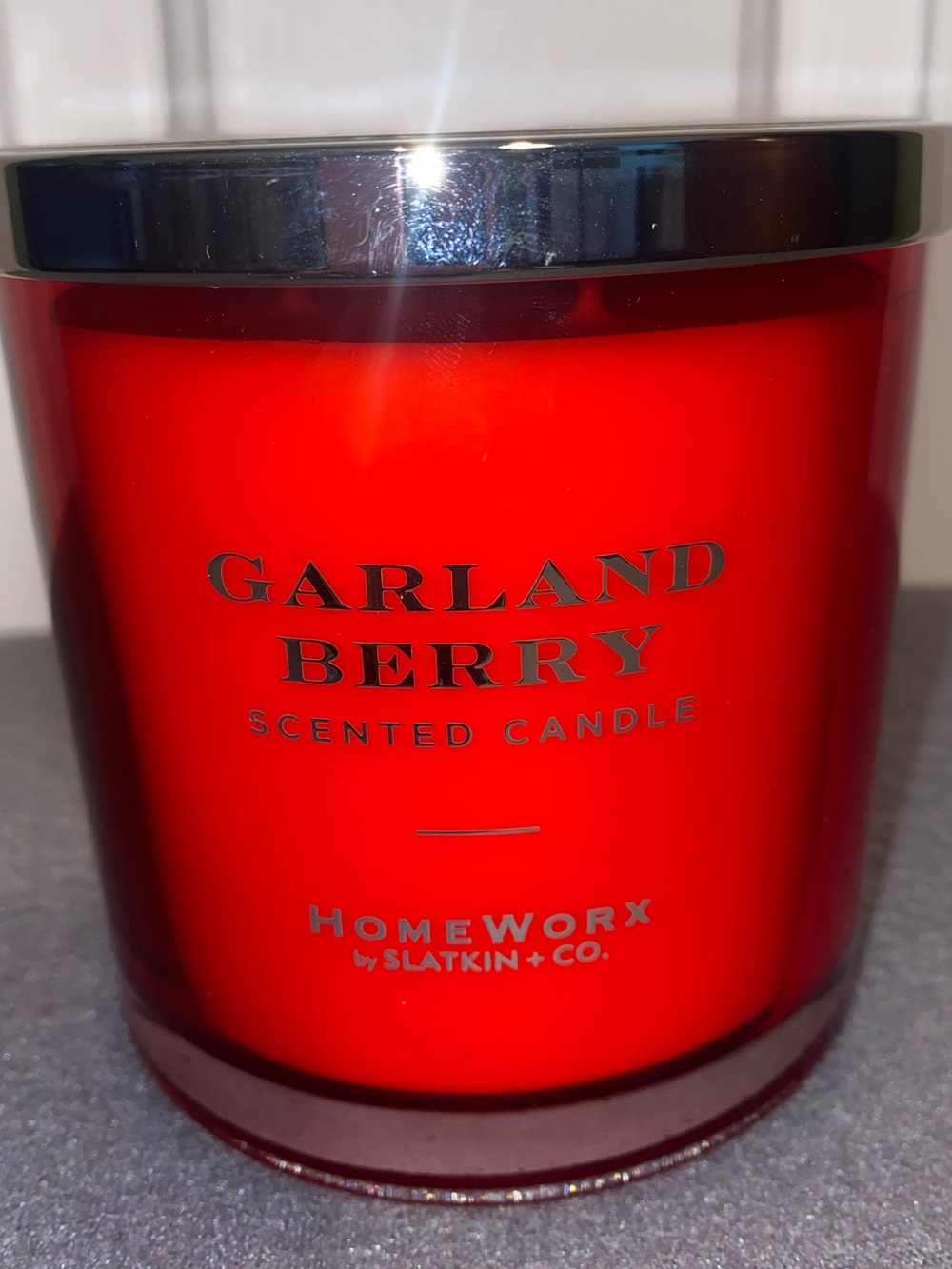 HomeWorx Garland Berry 3-Wick Scented Candle - Red
